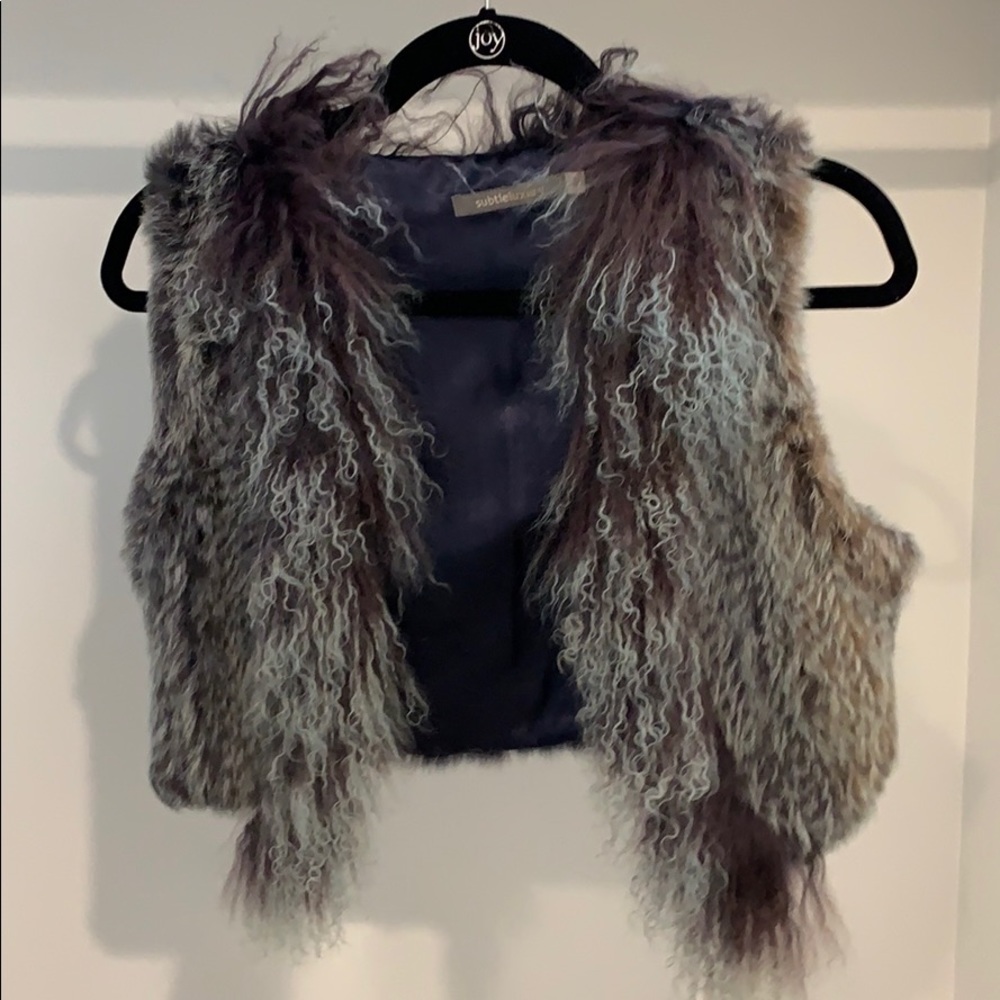 Fur vest